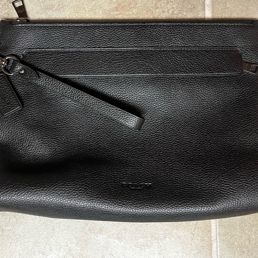 COACH CARRYALL POUCH